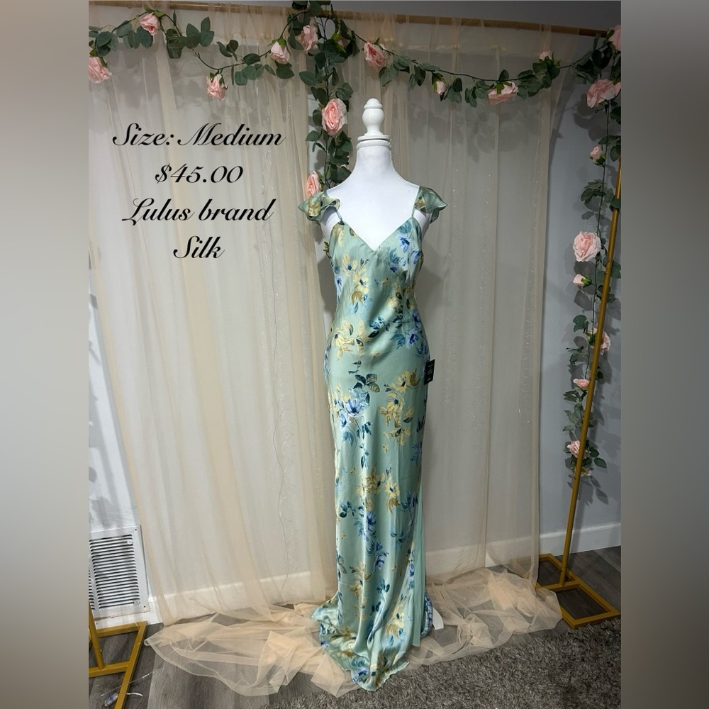 Floral Satin V-Neck Maxi Dress in Pale Mint - Picture 5 of 5